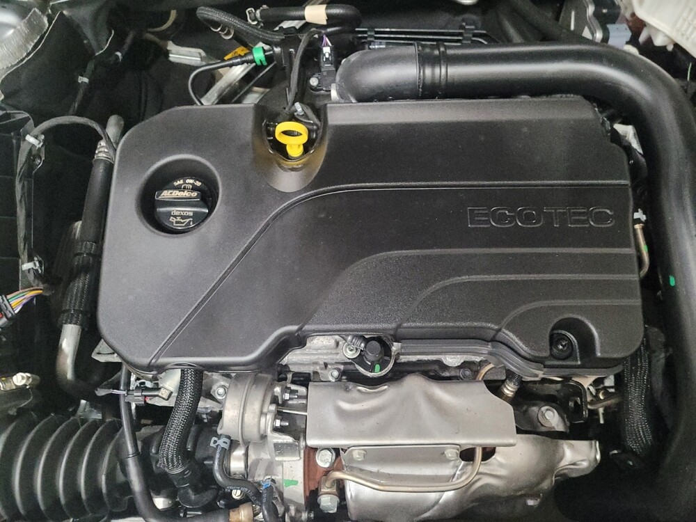 2025 Chevrolet Malibu in New Castle, DE 19720 - 18125402 30