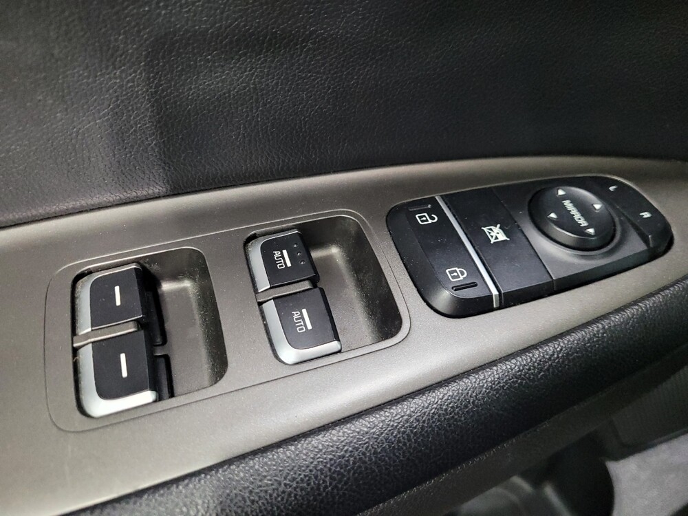 2020 Kia Optima in New Castle, DE 19720 - 18125405 27