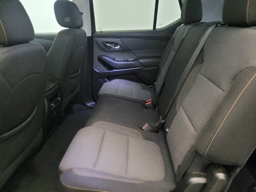 2021 Chevrolet Traverse in New Castle, DE 19720 - 18125406 18