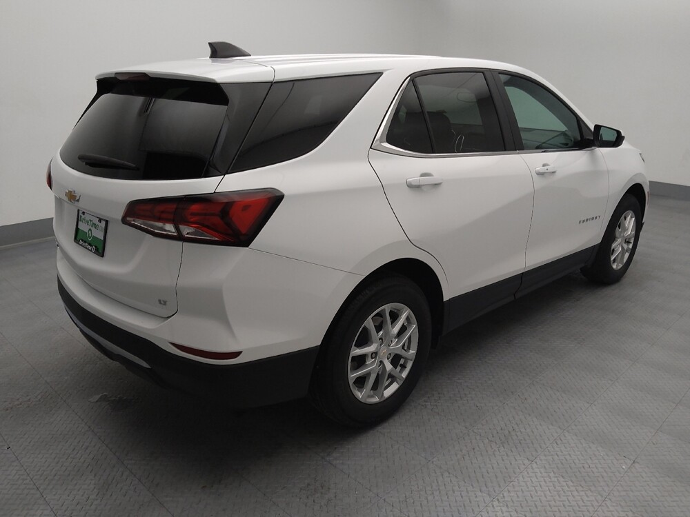 2022 Chevrolet Equinox in Topeka, KS 66611 - 18125410 10