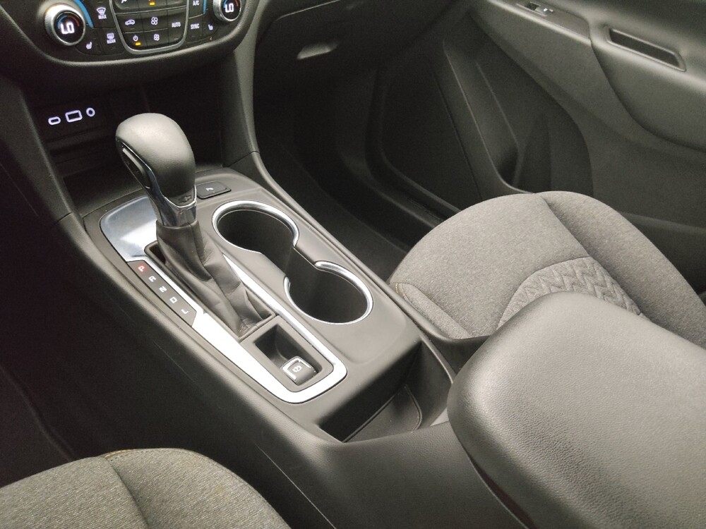 2022 Chevrolet Equinox in Topeka, KS 66611 - 18125410 26