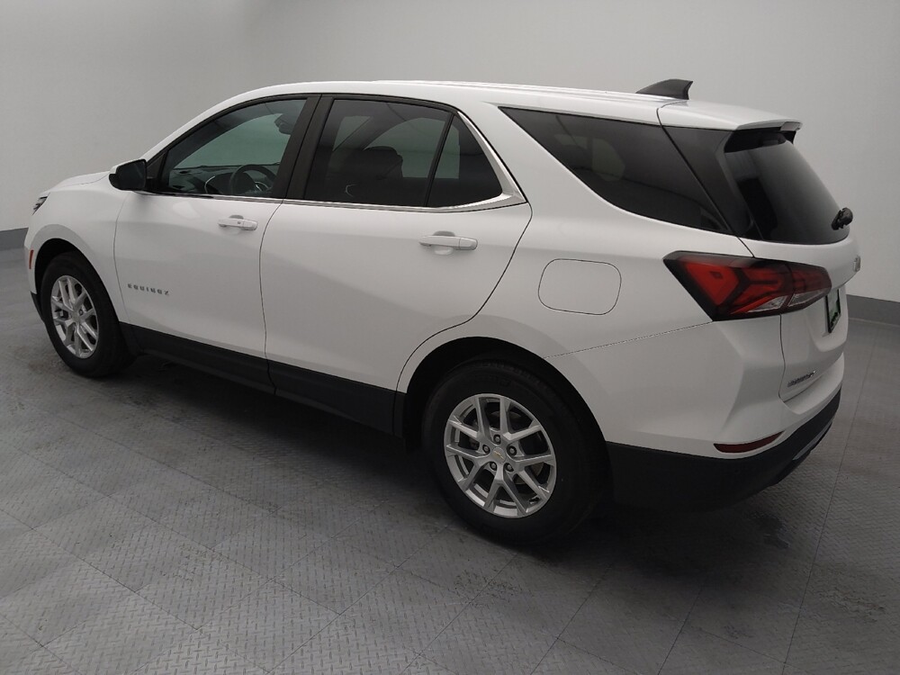 2022 Chevrolet Equinox in Topeka, KS 66611 - 18125410 3