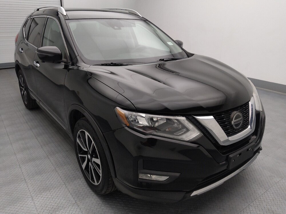 2019 Nissan Rogue in Independence, MO 64055 - 18125413 13
