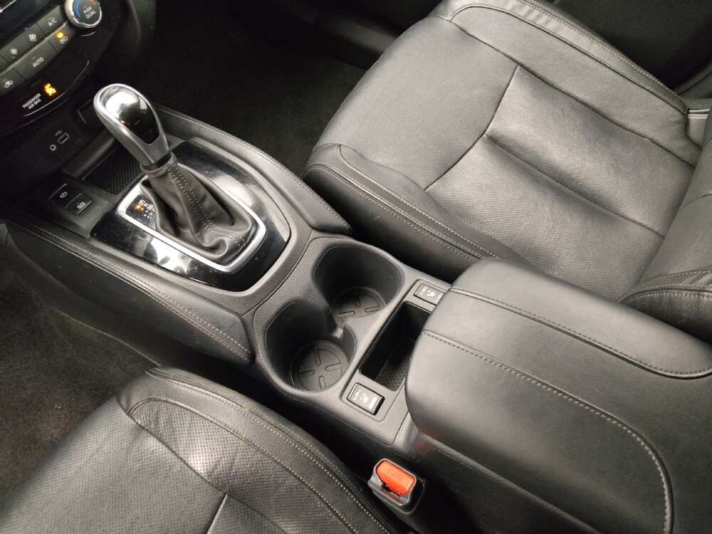 2019 Nissan Rogue in Independence, MO 64055 - 18125413 26