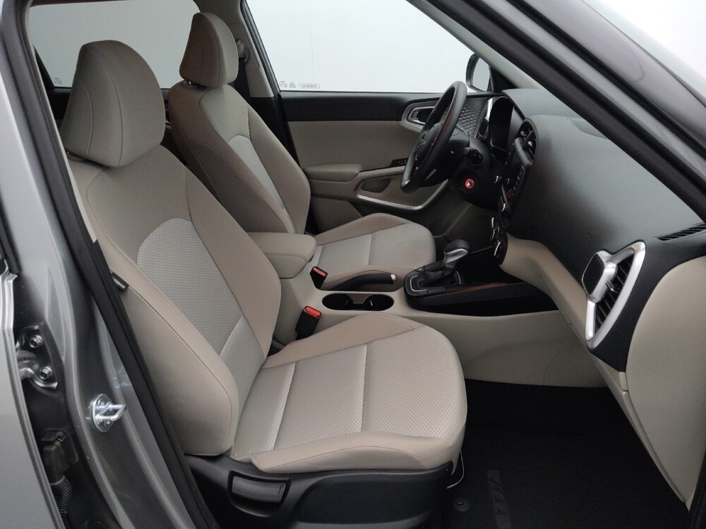 2025 Kia Soul in Gladstone, MO 64118 - 18125415 21