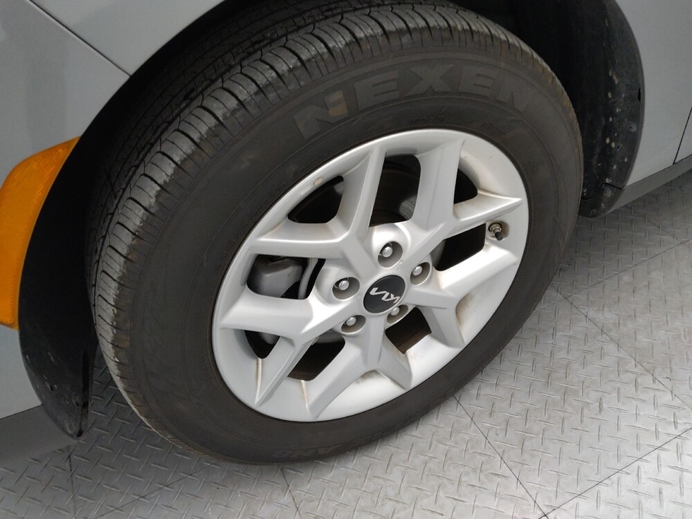 2025 Kia Soul in Gladstone, MO 64118 - 18125415 31