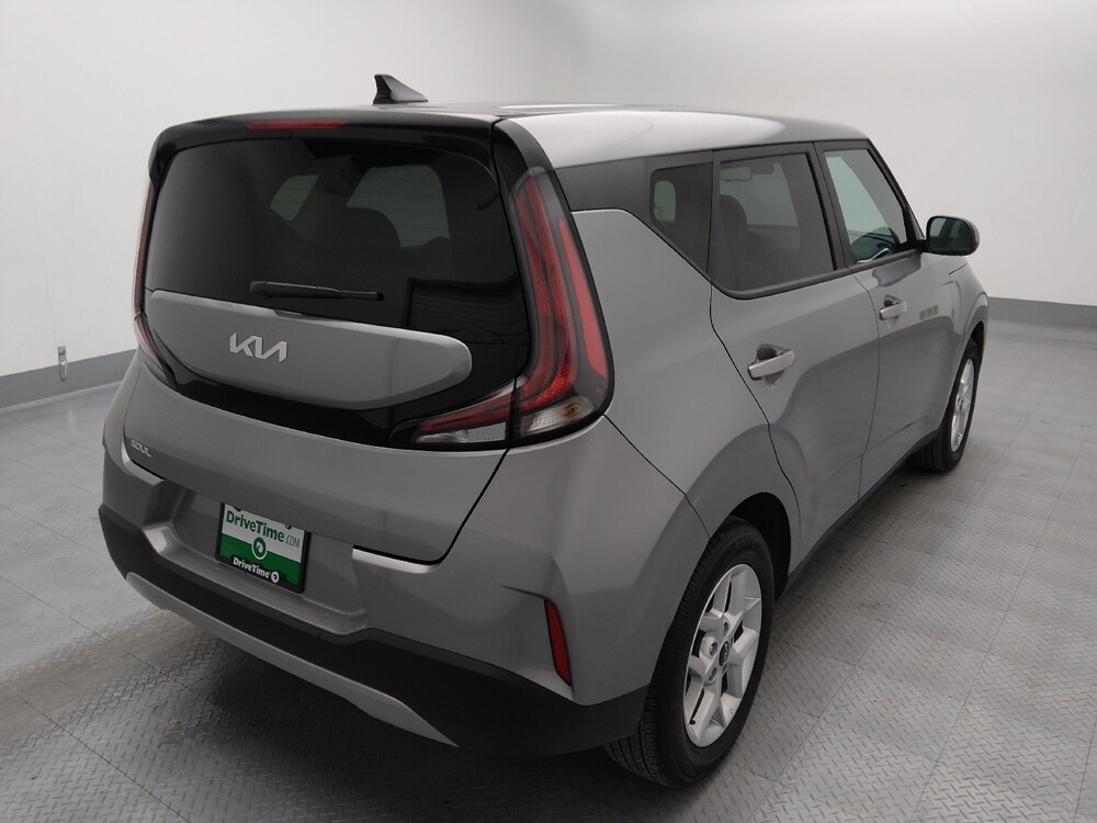 2025 Kia Soul in Gladstone, MO 64118 - 18125415 9