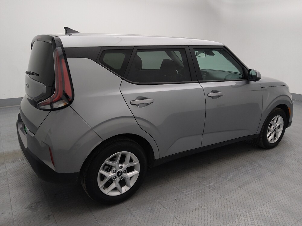 2025 Kia Soul in Gladstone, MO 64118 - 18125415 10