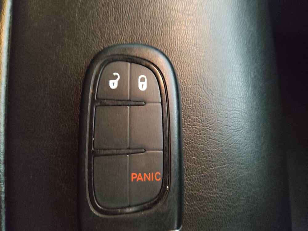 2019 Jeep Cherokee in Peoria, IL 61615 - 18125419 32