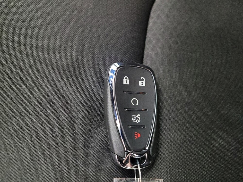 2023 Chevrolet Malibu in Des Moines, IA 50310 - 18125421 32