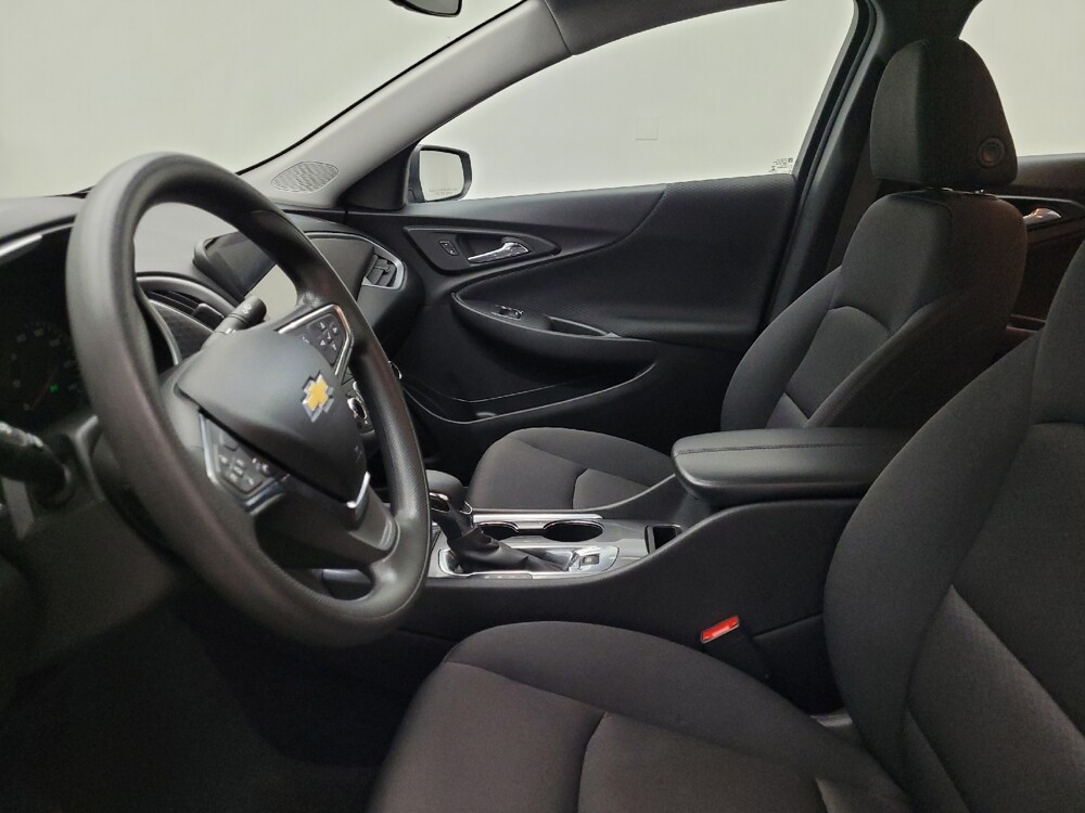 2023 Chevrolet Malibu in Des Moines, IA 50310 - 18125421 17