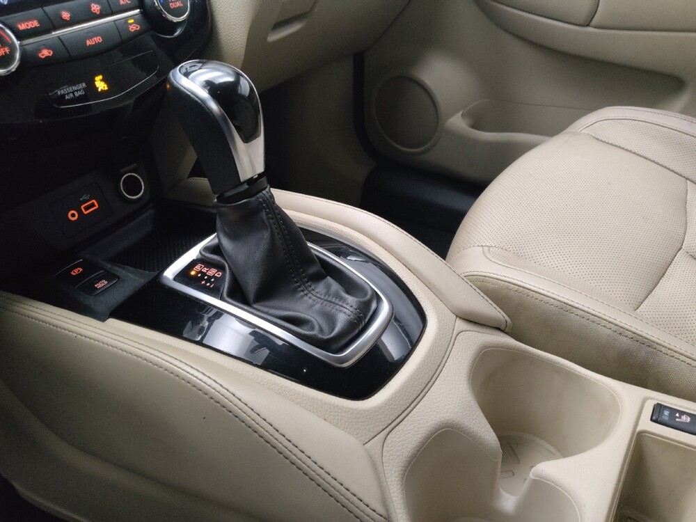 2019 Nissan Rogue in Peoria, IL 61615 - 18125422 26