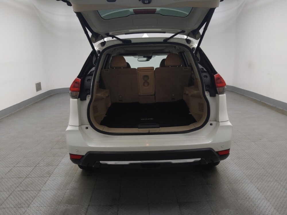 2019 Nissan Rogue in Peoria, IL 61615 - 18125422 29