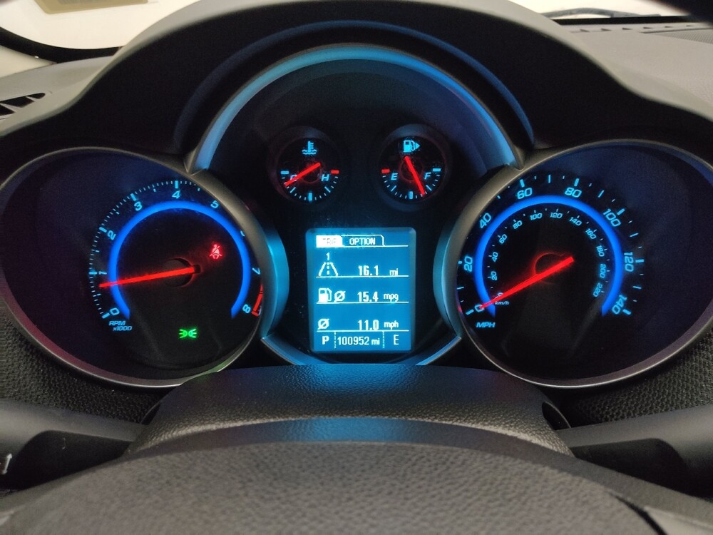 2016 Chevrolet Cruze in Des Moines, IA 50310 - 18125423 23