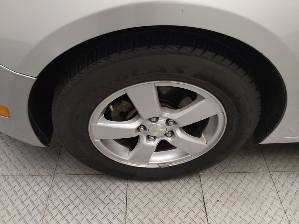 2016 Chevrolet Cruze in Des Moines, IA 50310 - 18125423 31