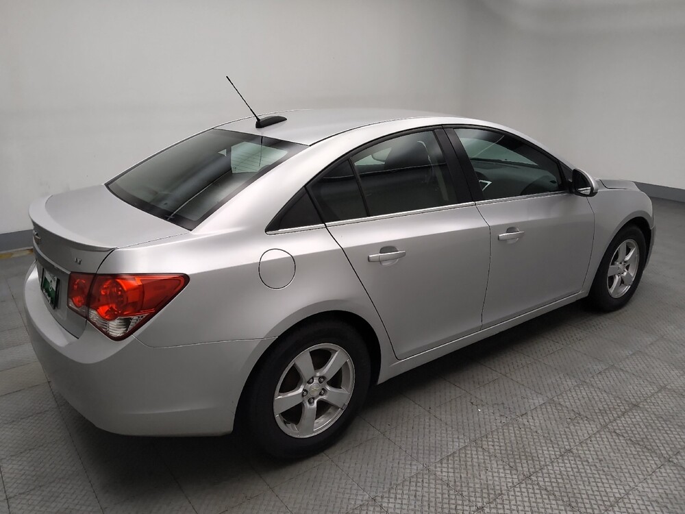 2016 Chevrolet Cruze in Des Moines, IA 50310 - 18125423 10