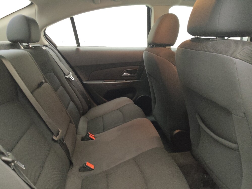 2016 Chevrolet Cruze in Des Moines, IA 50310 - 18125423 19