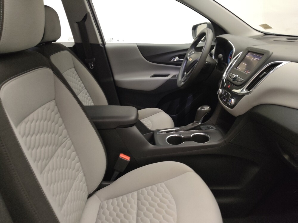 2020 Chevrolet Equinox in Des Moines, IA 50310 - 18125428 21