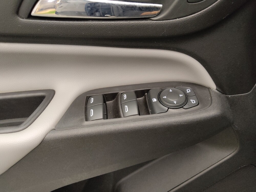 2020 Chevrolet Equinox in Des Moines, IA 50310 - 18125428 27