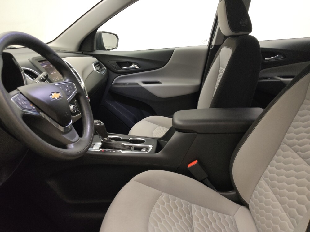 2020 Chevrolet Equinox in Des Moines, IA 50310 - 18125428 17