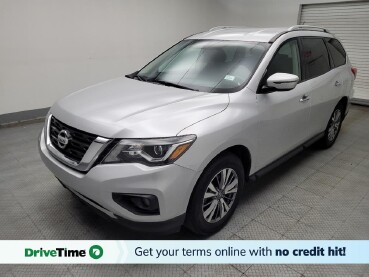 2018 Nissan Pathfinder in Des Moines, IA 50310