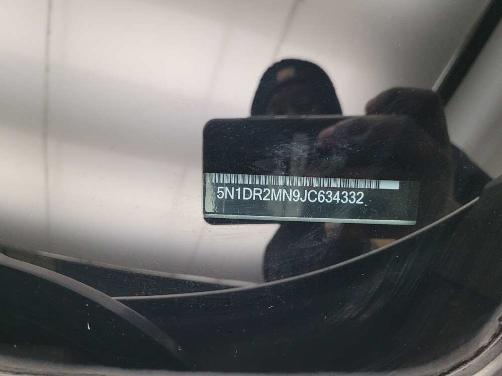 2018 Nissan Pathfinder in Des Moines, IA 50310 - 18125429 33