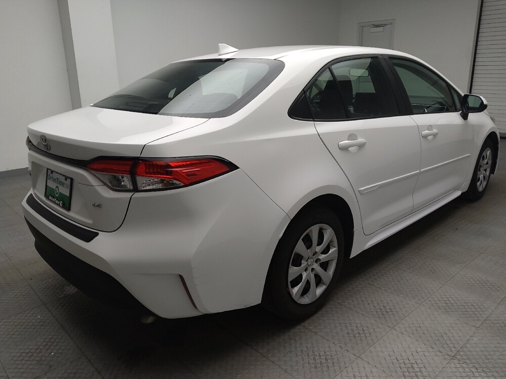 2024 Toyota Corolla in Taylor, MI 48180 - 18125431 9