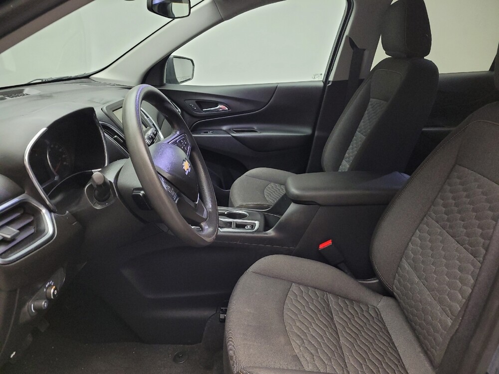 2019 Chevrolet Equinox in Eastpointe, MI 48021 - 18125432 17