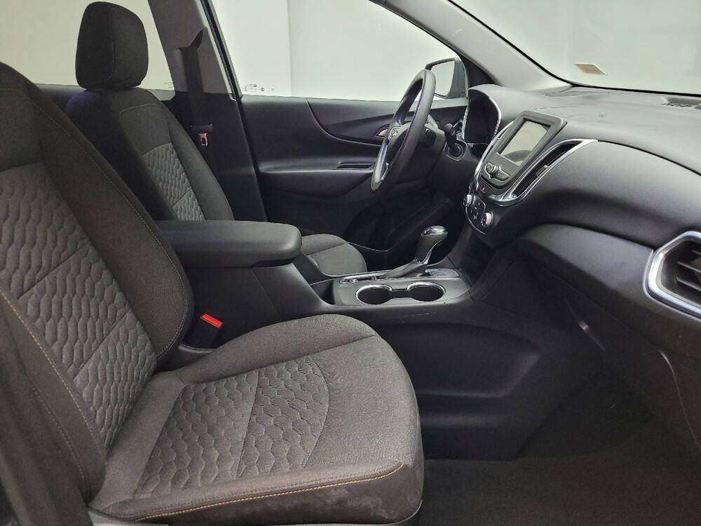 2019 Chevrolet Equinox in Eastpointe, MI 48021 - 18125432 21