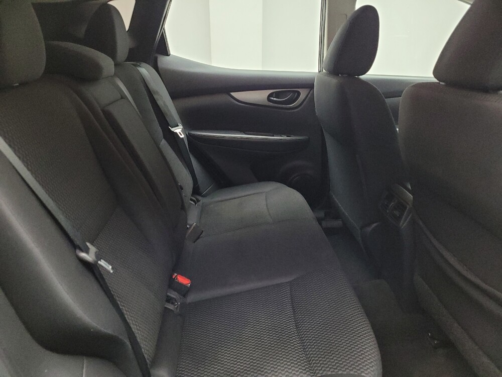 2019 Nissan Rogue Sport in Grand Rapids, MI 49508 - 18125433 19