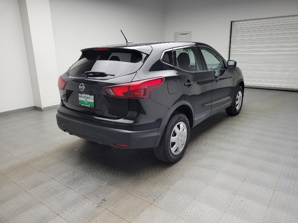 2019 Nissan Rogue Sport in Grand Rapids, MI 49508 - 18125433 9