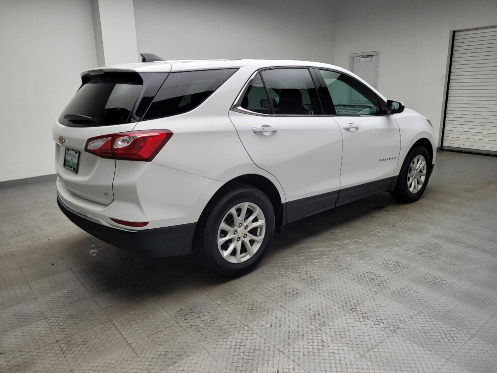 2019 Chevrolet Equinox in Eastpointe, MI 48021 - 18125437 10