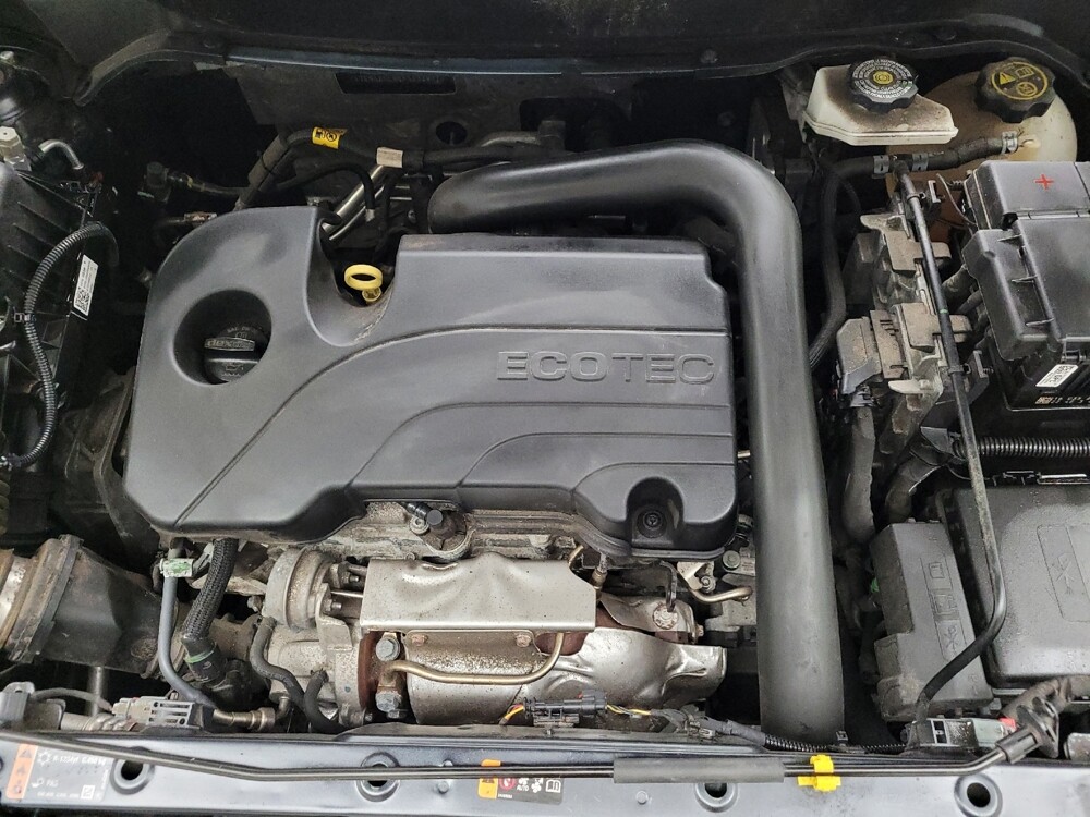 2023 Chevrolet Equinox in Eastpointe, MI 48021 - 18125438 30