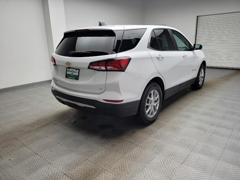 2024 Chevrolet Equinox in Eastpointe, MI 48021 - 18125440 9