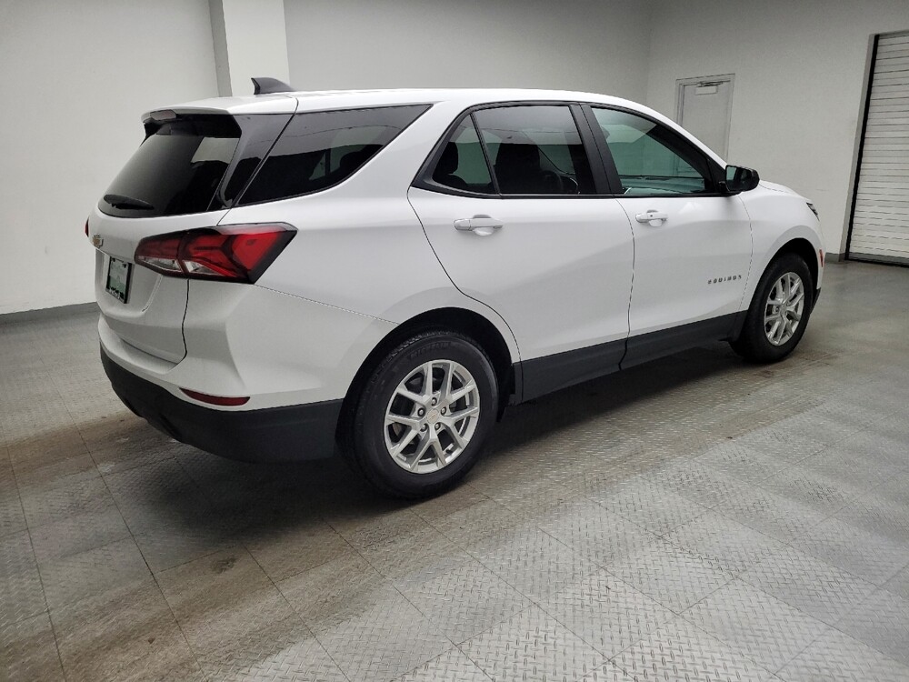 2023 Chevrolet Equinox in Taylor, MI 48180 - 18125441 10