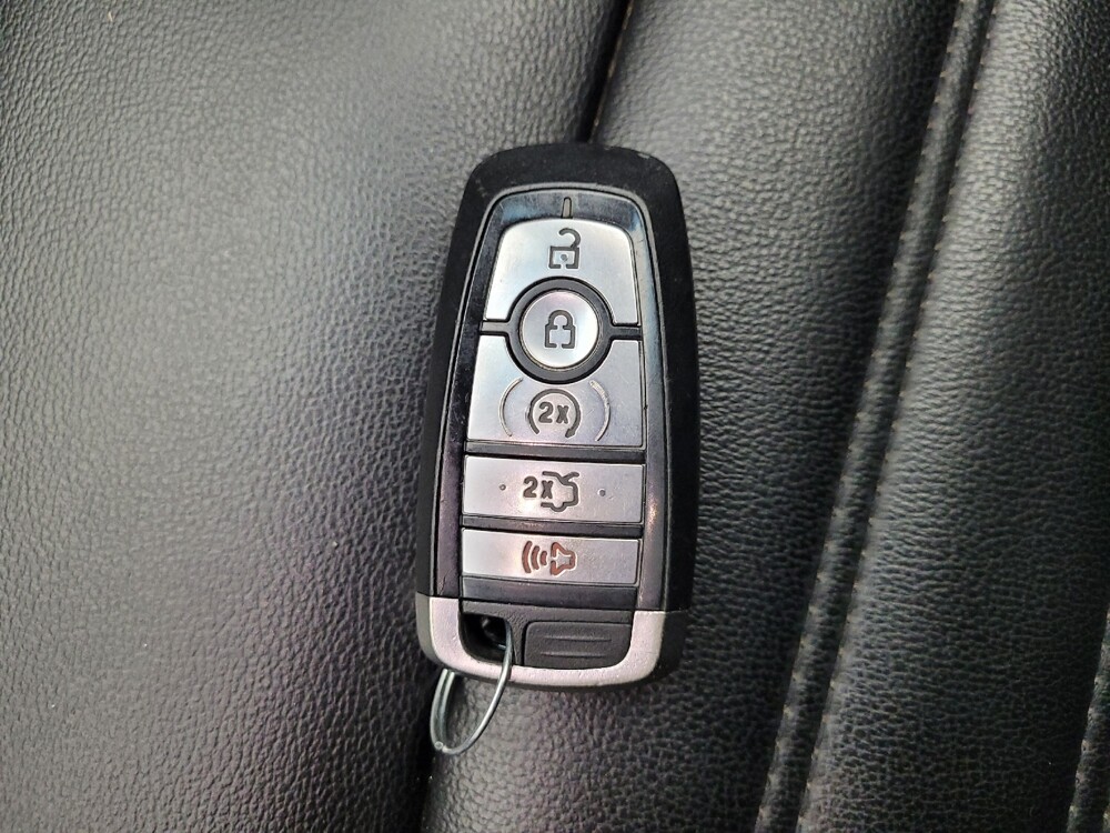 2019 Ford Edge in Grand Rapids, MI 49508 - 18125443 32