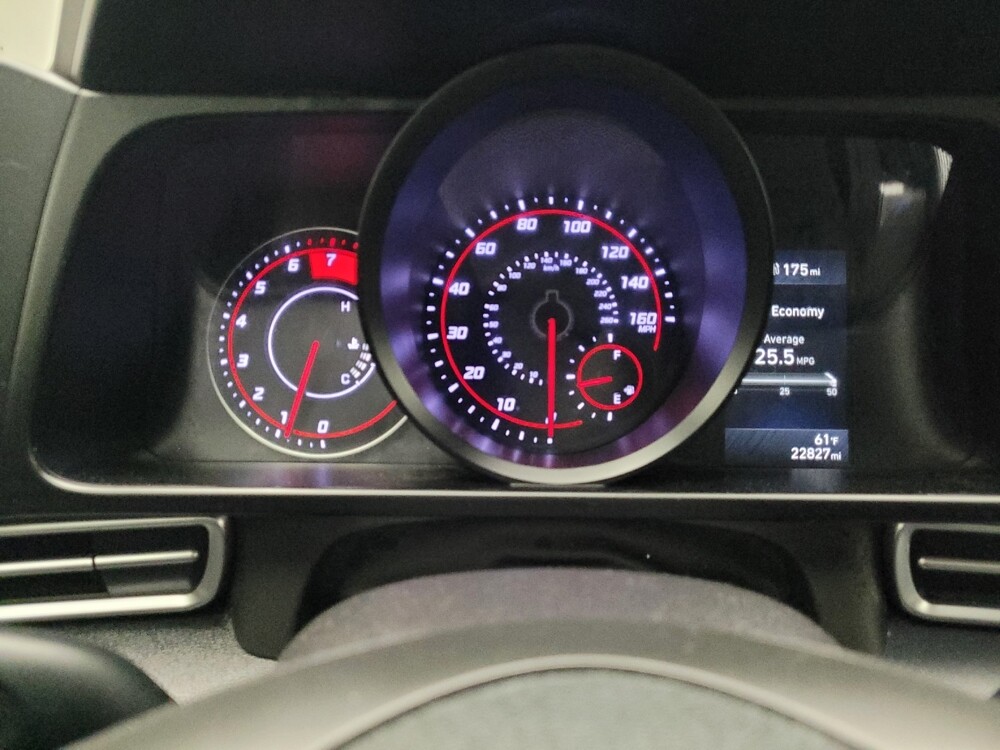 2022 Hyundai Elantra in Taylor, MI 48180 - 18125444 23