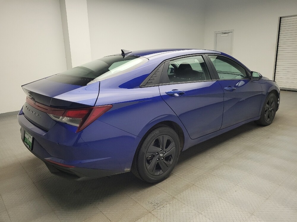 2022 Hyundai Elantra in Taylor, MI 48180 - 18125444 10