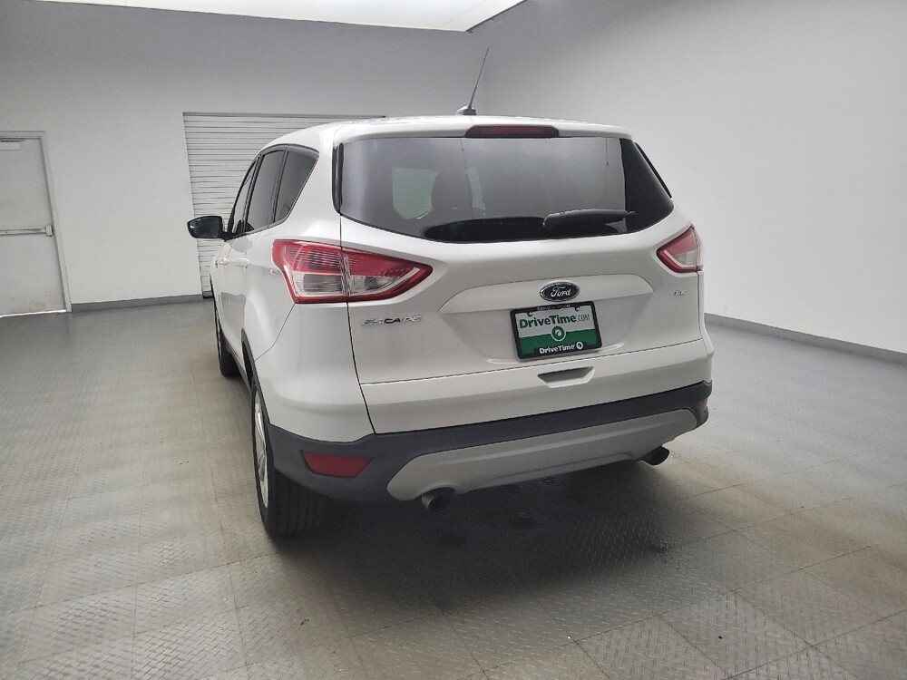2015 Ford Escape in Taylor, MI 48180 - 18125445 6