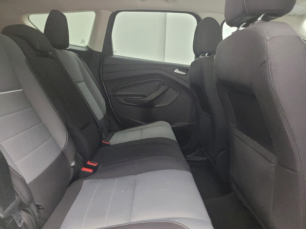 2015 Ford Escape in Taylor, MI 48180 - 18125445 19