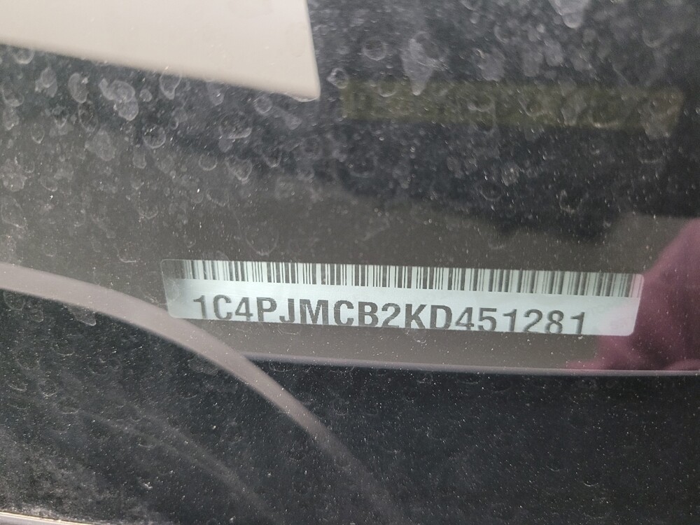 2019 Jeep Cherokee in Grand Rapids, MI 49508 - 18125446 33