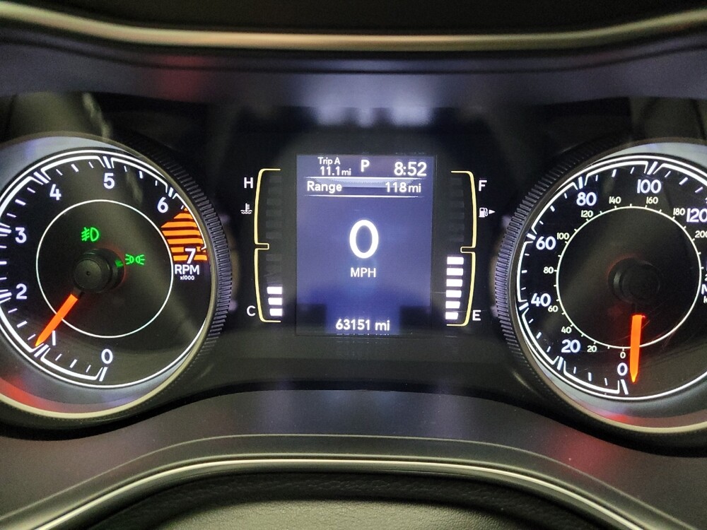 2019 Jeep Cherokee in Grand Rapids, MI 49508 - 18125446 23