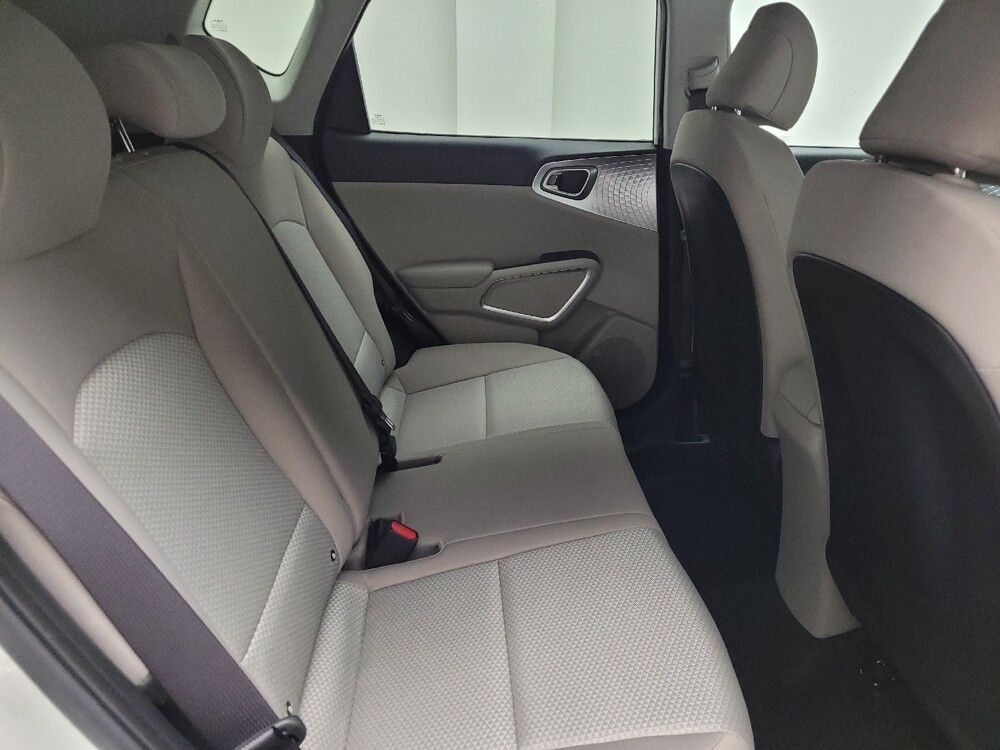 2025 Kia Soul in Grand Rapids, MI 49508 - 18125451 19