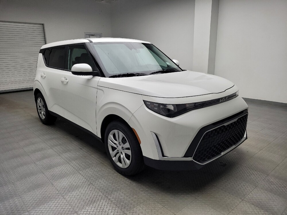 2025 Kia Soul in Grand Rapids, MI 49508 - 18125451 13