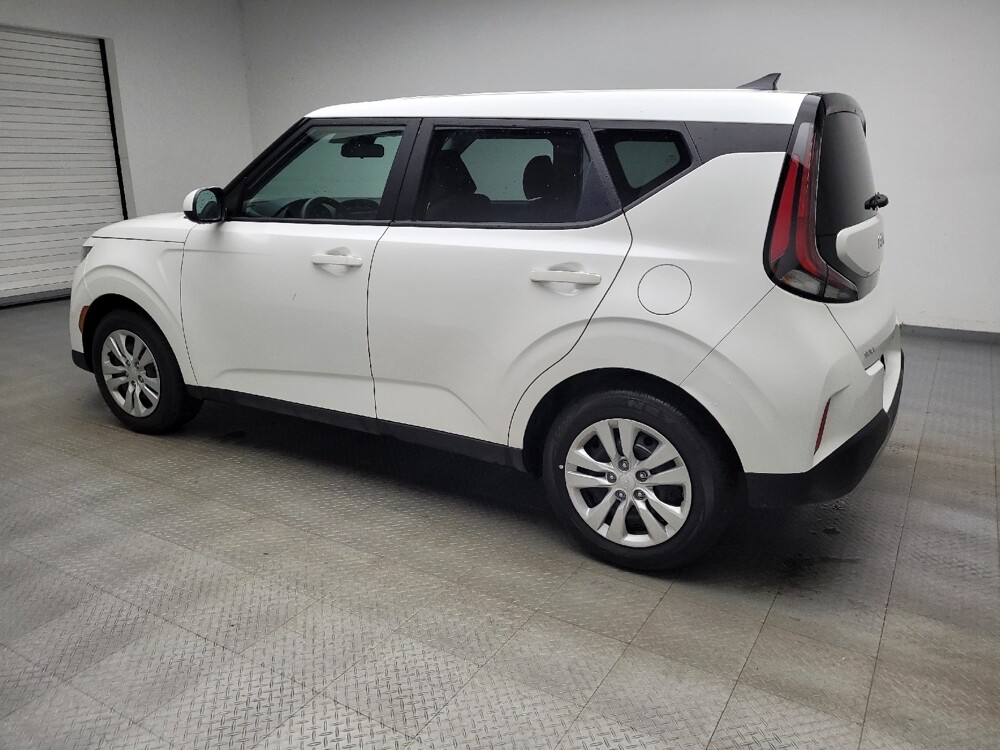 2025 Kia Soul in Grand Rapids, MI 49508 - 18125451 3