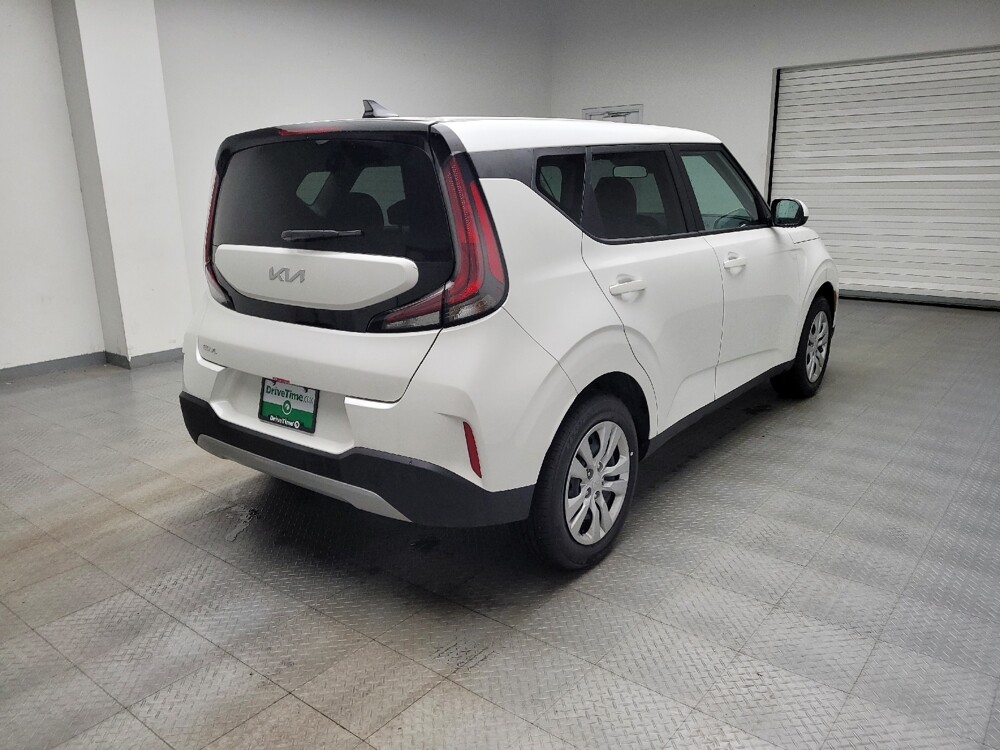 2025 Kia Soul in Grand Rapids, MI 49508 - 18125451 9