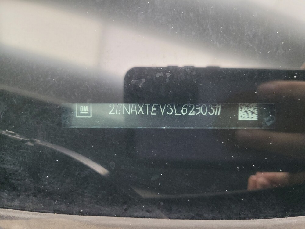 2020 Chevrolet Equinox in Mishawaka, IN 46545 - 18125453 33