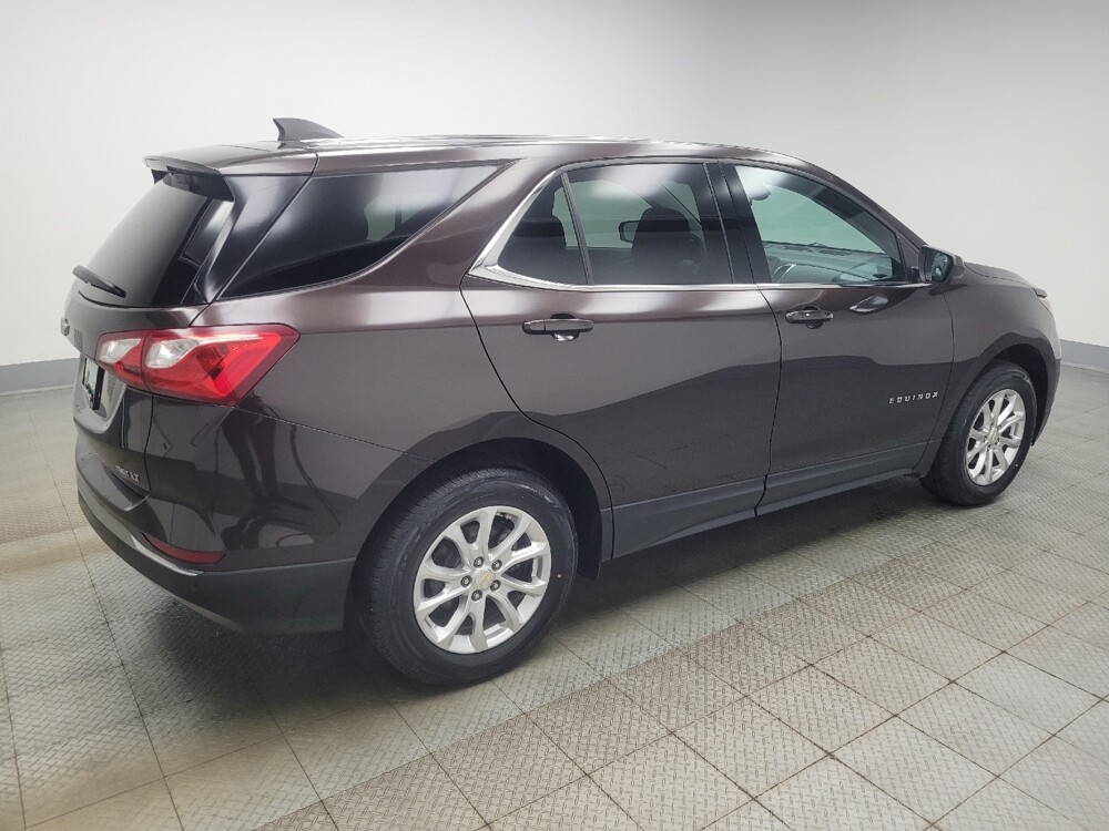 2020 Chevrolet Equinox in Mishawaka, IN 46545 - 18125453 10