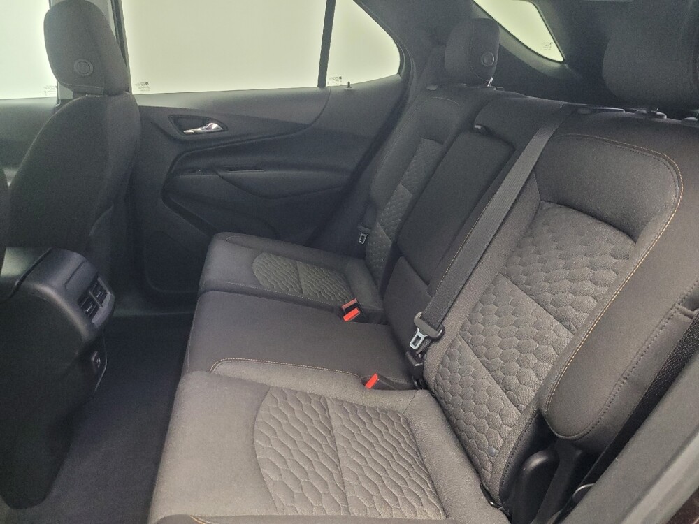 2020 Chevrolet Equinox in Mishawaka, IN 46545 - 18125453 18