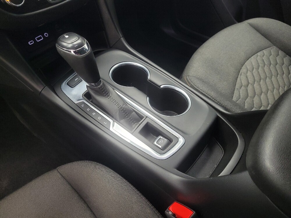 2020 Chevrolet Equinox in Mishawaka, IN 46545 - 18125453 26